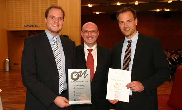 Markus Albrecht (city-map Stade GmbH), Uwe Albrecht (city-map
Internetmarketing AG), Henrik Steffen (top concepts GmbH)Quelle: TAGEBLATT: Daniel Berlin&nbsp;